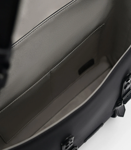 Jones Nylon Messenger Bag