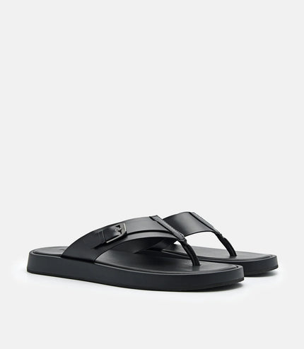 Buckle Thong Sandals - Black