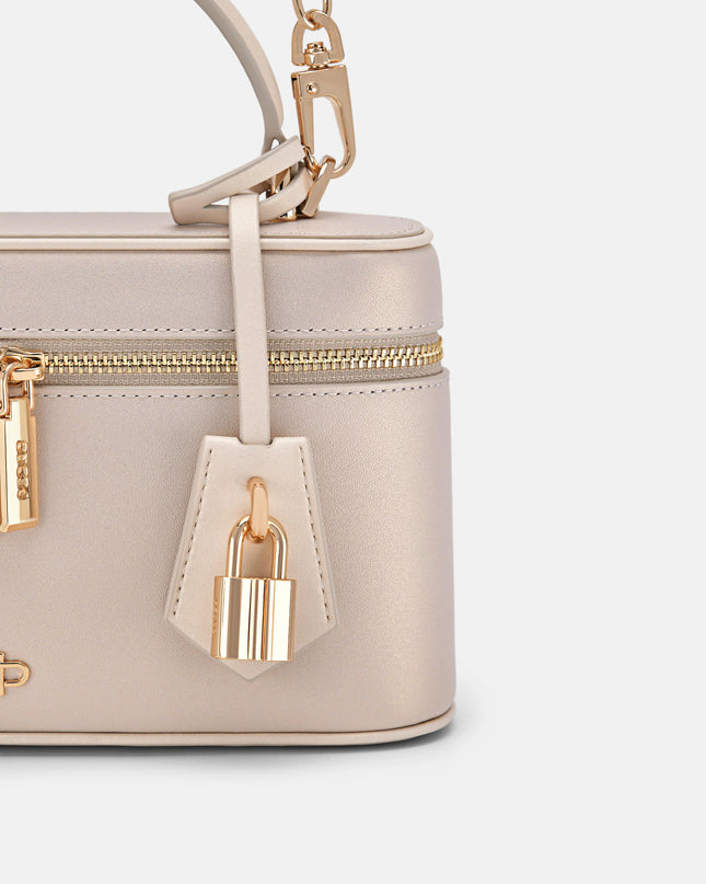 Ari Leather Shoulder Bag - Champagne