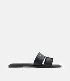 Black / 35