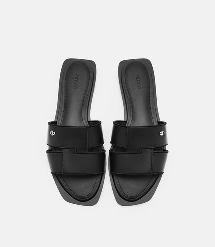 Iza Sandals - Black