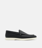 Black Tumble / 39