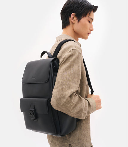 Tex Leather Backpack - Black Tumble