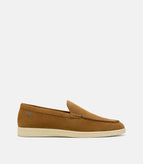 Dark Camel Suede / 39