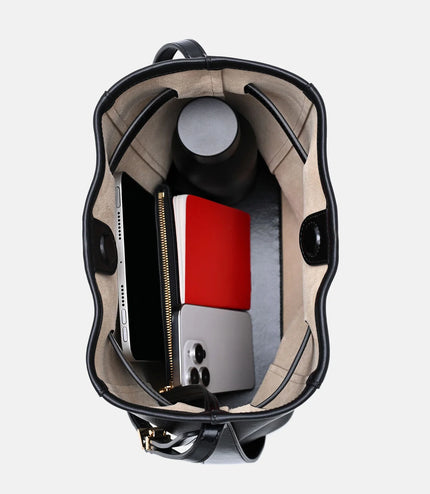Jatte Belt Leather Bucket Bag - Black