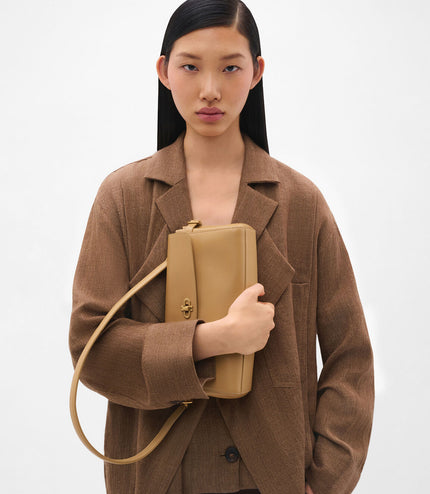 Emory Leather Shoulder Bag - Sand