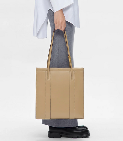 Izzie Tote Bag