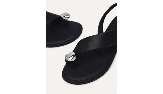 Demi Toe Loop Sandals