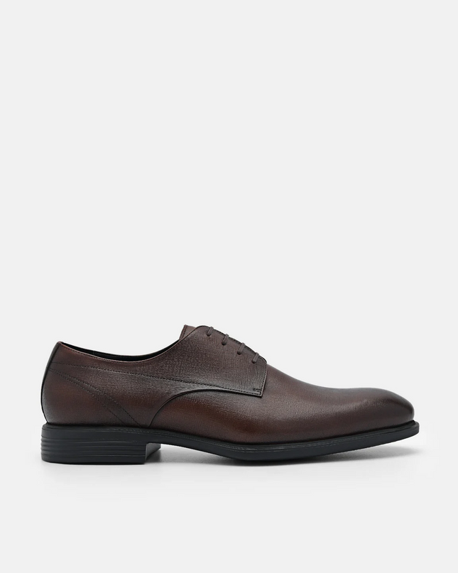 Altitude Lightweight Leather Derby Shoes