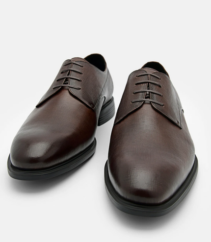 Altitude Lightweight Leather Derby Shoes