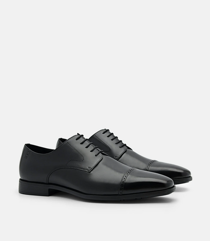 Altitude Lightweight Leather Brogue Derby Shoes - Black