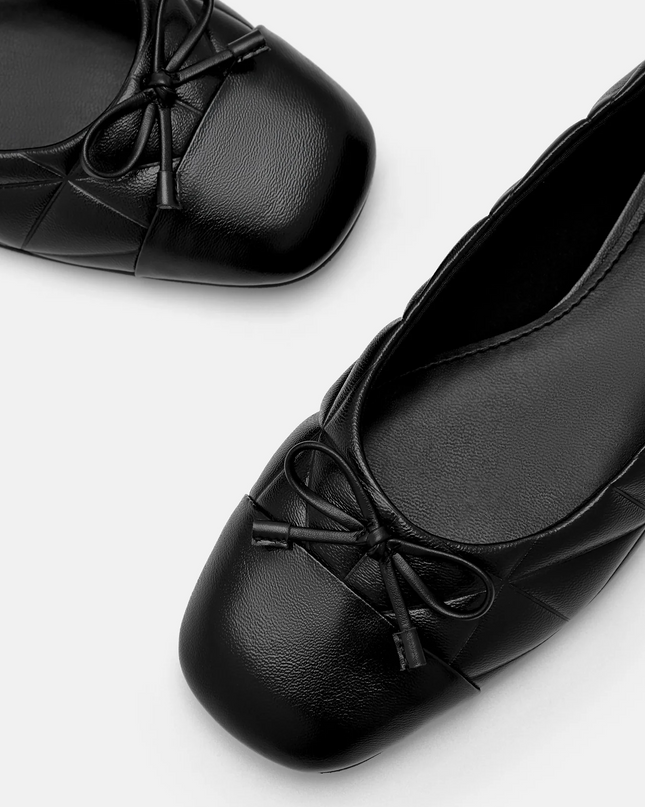 Kayla Leather Ballerina Flats in Pixel - Black