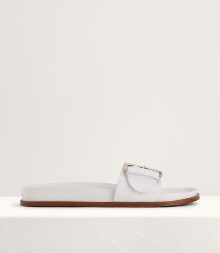 Croc-Effect Buckled Slides