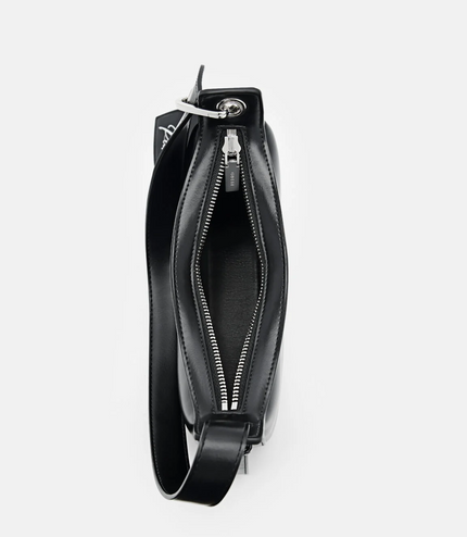 Heartlink Shoulder Bag - Black