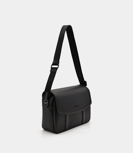 Duncan Messenger Bag - Black