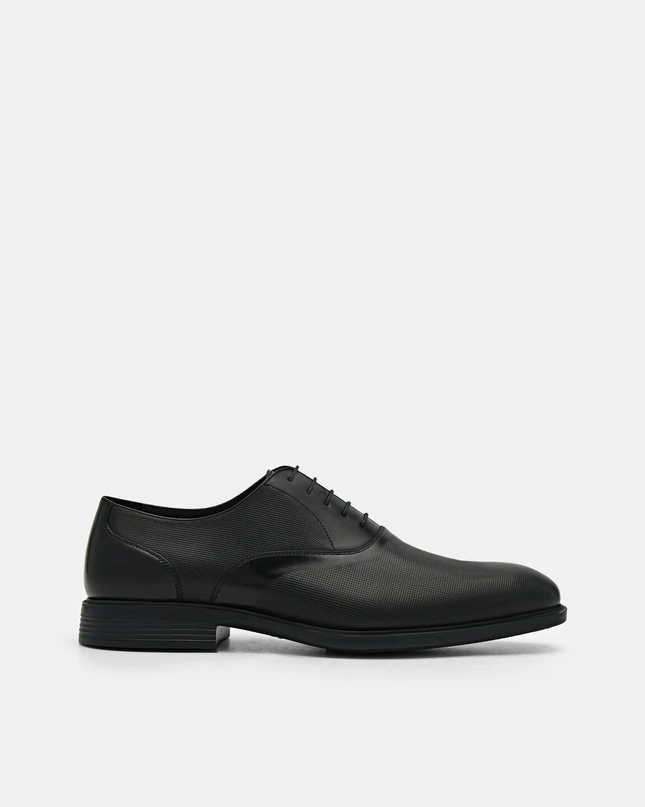 Altitude Lightweight Leather Oxford Shoes - Black