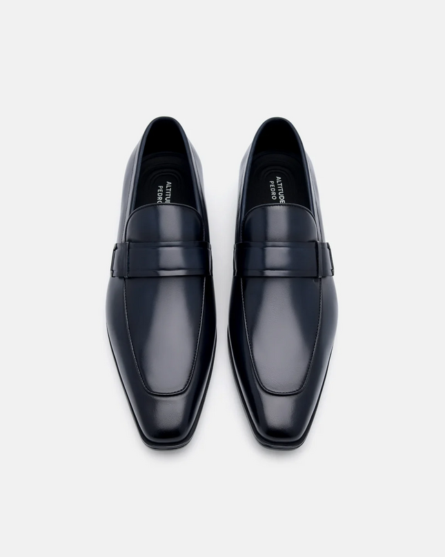 Altitude Lightweight Leather Penny Loafers - Navy