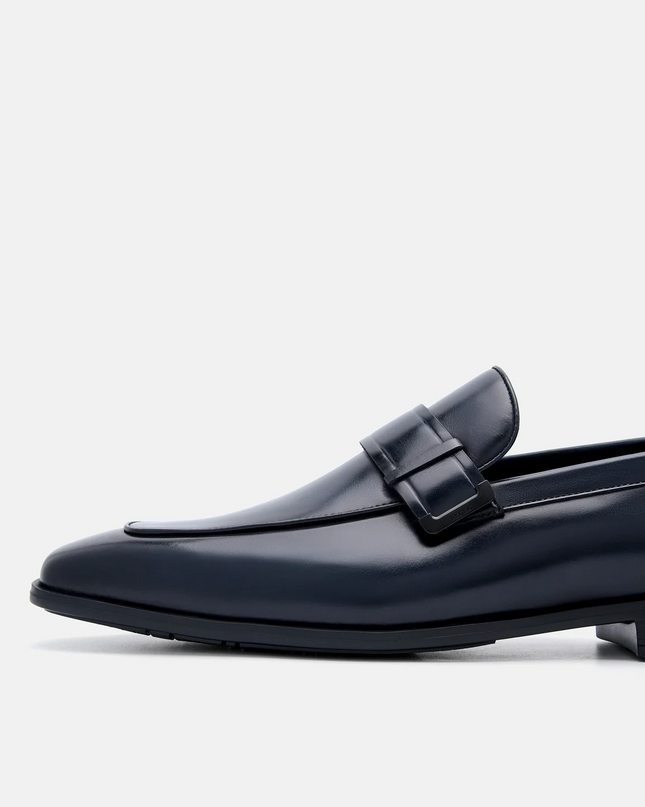 Altitude Lightweight Leather Penny Loafers - Navy