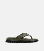 Military Green / 39