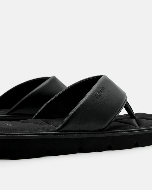 Thong Sandals in Pixel - Black