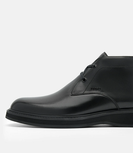Leather Chukka Boots - Black
