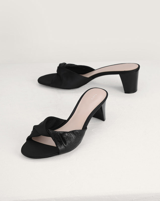 Metallic Soft Twist Mules