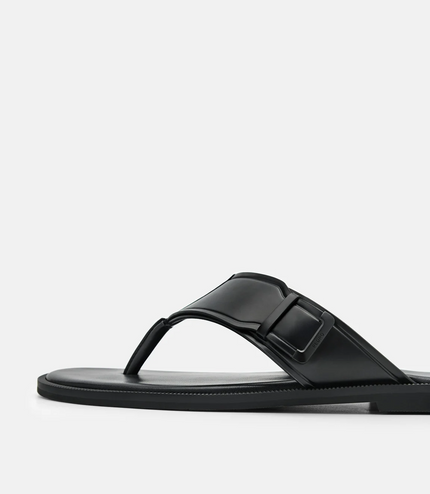 Buckle Thong Sandals - Black