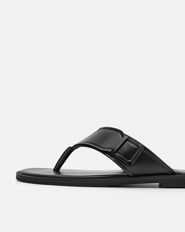 Buckle Thong Sandals - Black