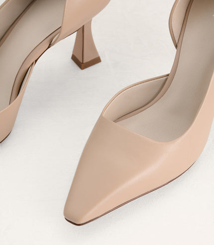 Geometric Heeled Leather Pumps