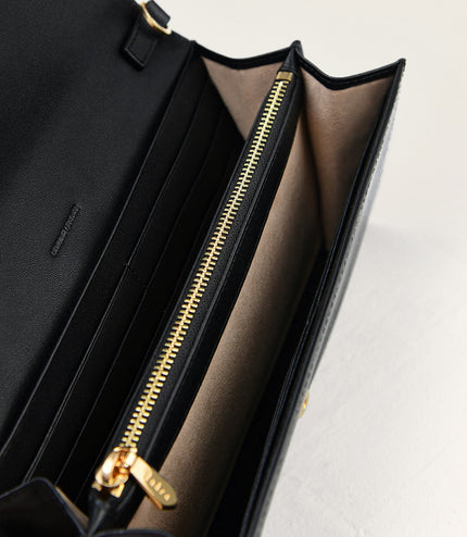 Lizard-Effect Leather Wallet On Chain