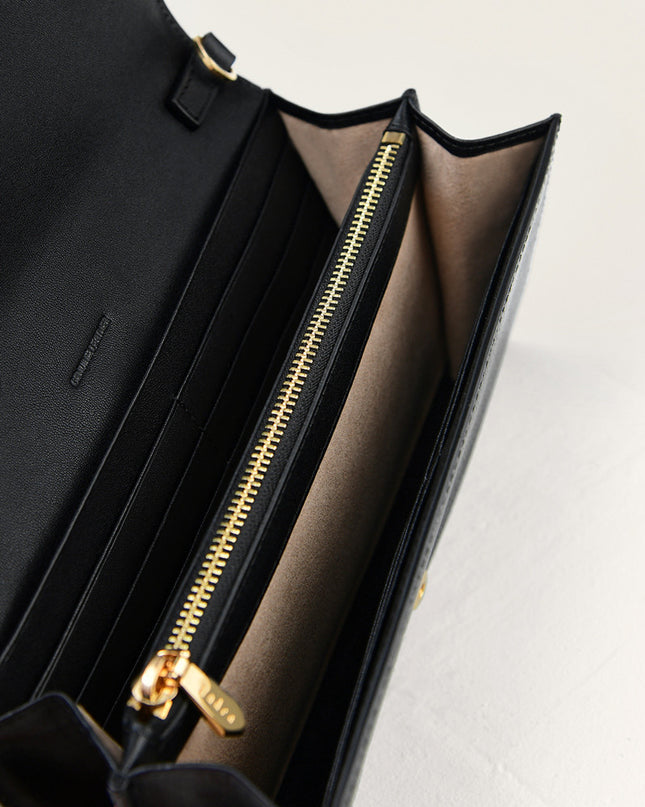 Lizard-Effect Leather Wallet On Chain