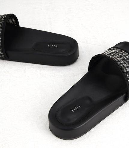 Checked Mesh Slides