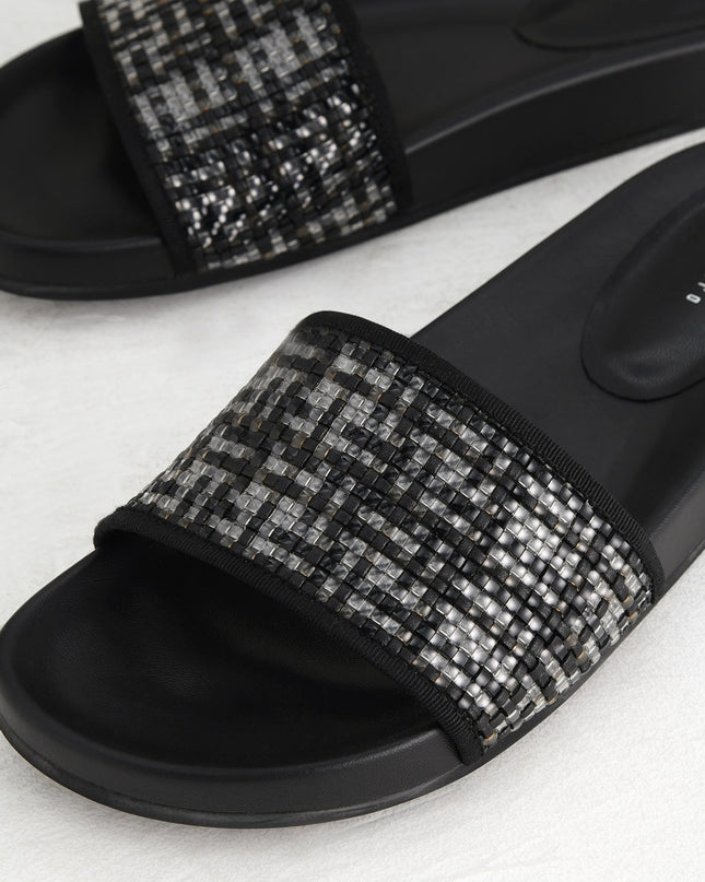 Checked Mesh Slides