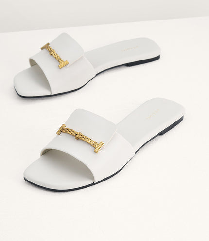 Plaque-Embellished Slides