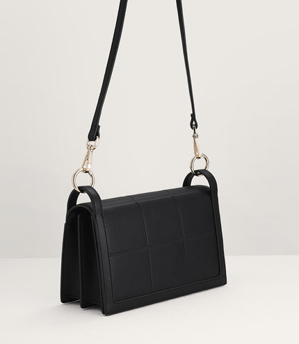 Chain Detailed Top Handle Bag