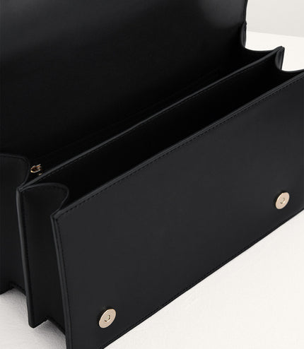 Chain Detailed Top Handle Bag