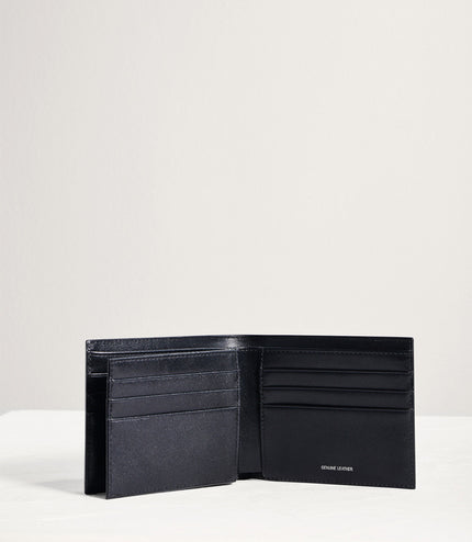 Leather Bi-Fold Flip Wallet