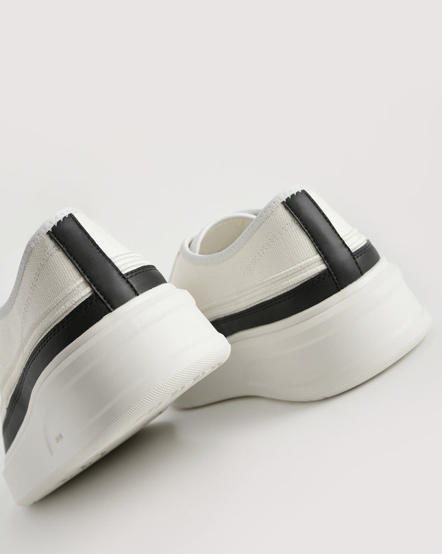 Sustainable Court Sneakers
