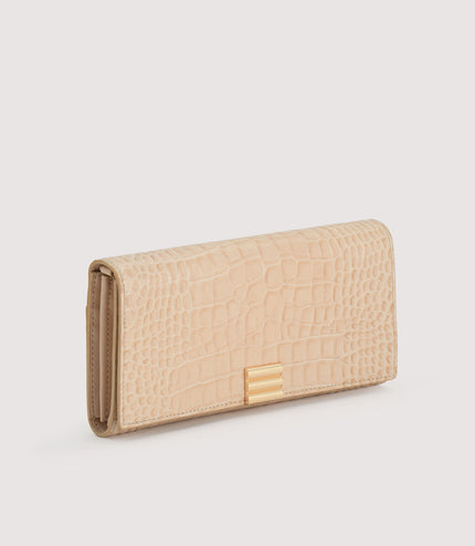 Embossed Leather Wallet On Chain