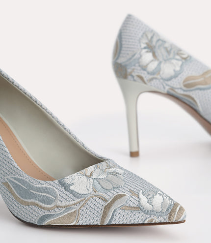 Floral Bouquet Pointed Pumps