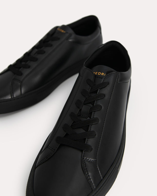 Atlas Court Sneakers