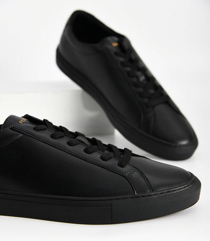 Atlas Court Sneakers