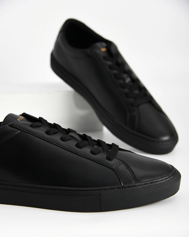 Atlas Court Sneakers