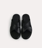 39 / Black