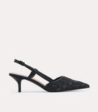 34 / Black