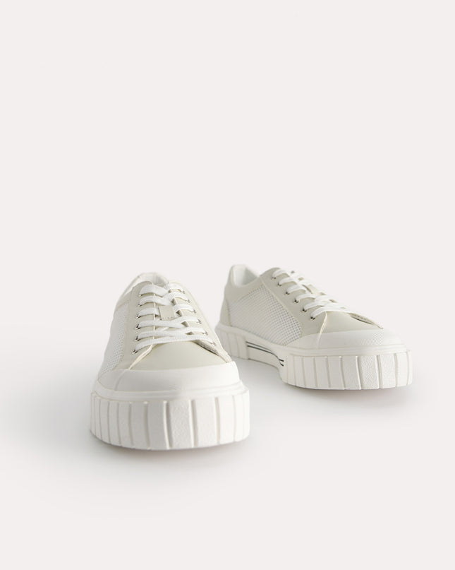 Beat Sneakers