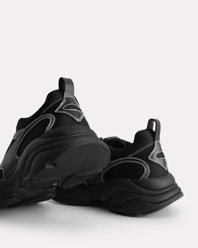 Magma Sneakers