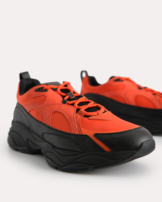 Magma Sneakers