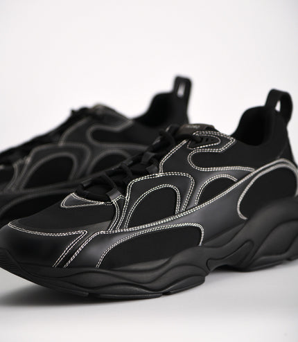 Magma Sneakers