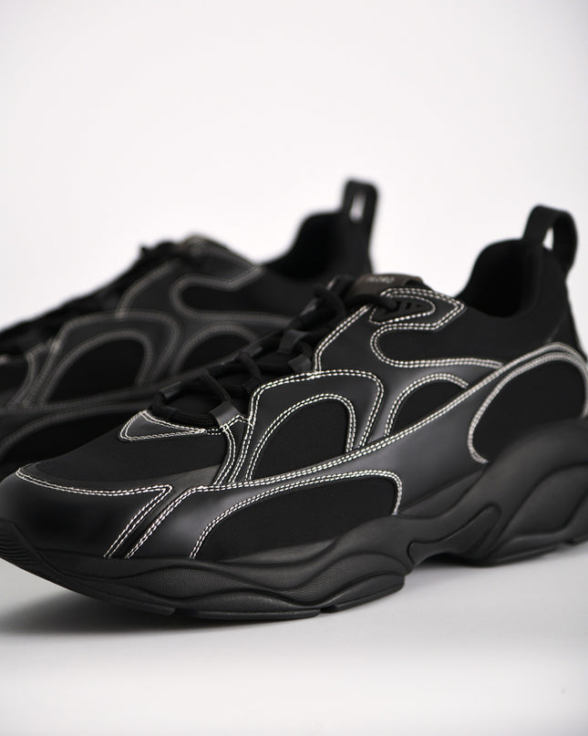 Magma Sneakers